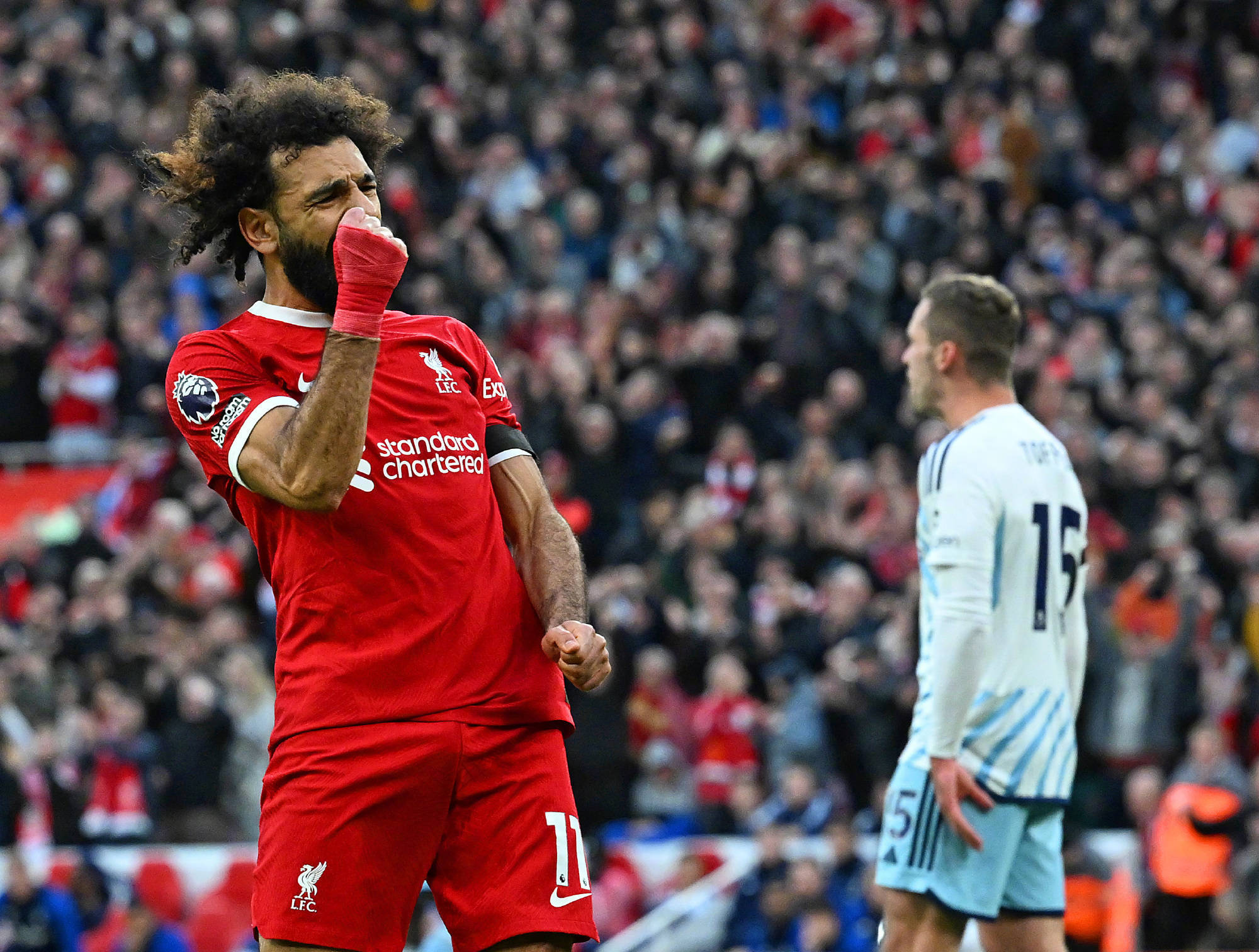 开云-萨拉赫在TES比赛中刷新纪录，重要助攻引发热议！再创辉煌时刻(萨拉赫能参加世界杯)