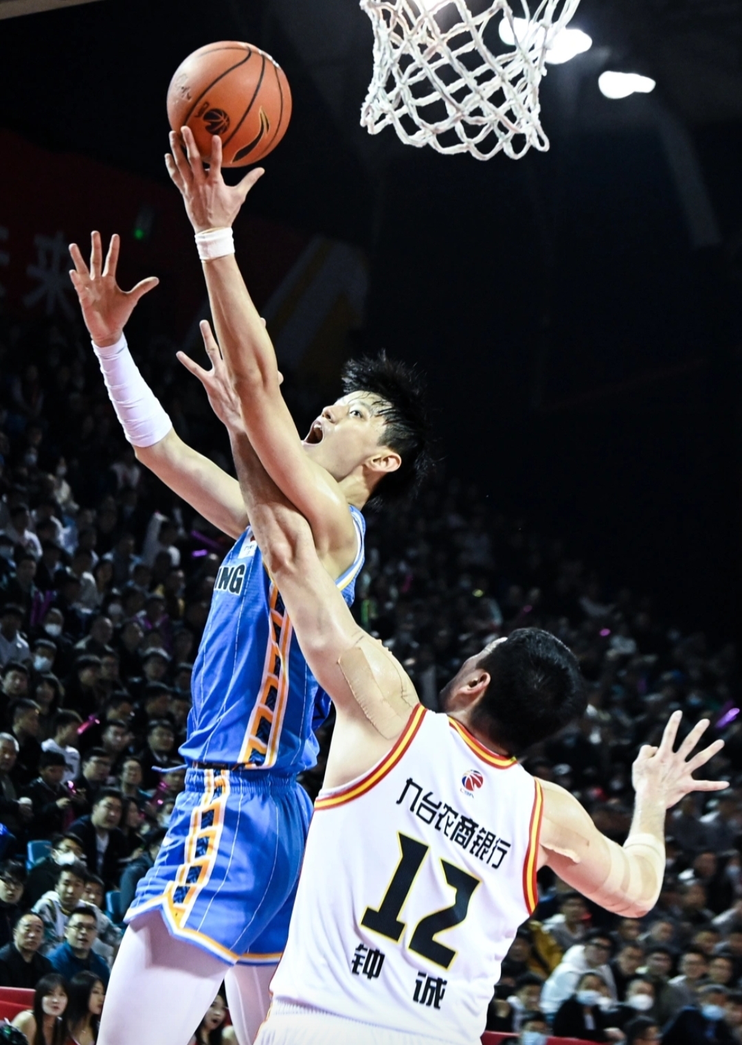 开云-关于冲刺阶段突围战来临，武汉三镇围绕CBA季后赛刷新队史纪录，媒体盛赞，临场指挥获称赞的信息