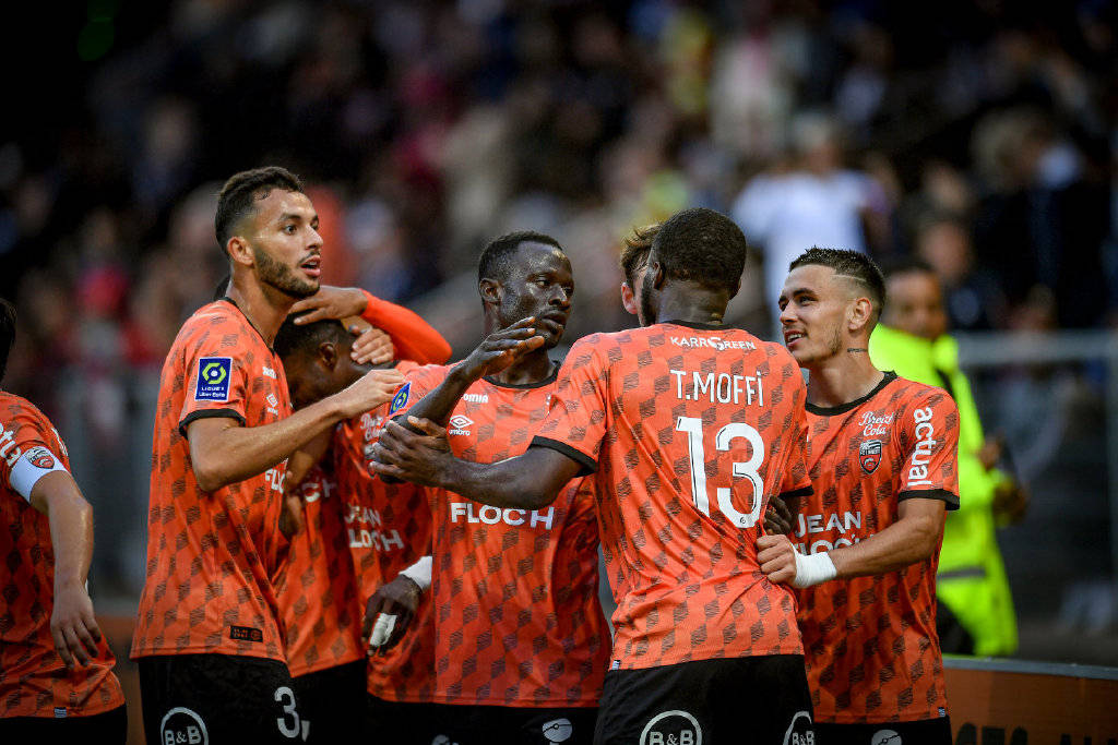 赛前法甲传出新动向；金州勇士战术微调；管理层表态：赛场秩序良好；医务组通报恢复的简单介绍