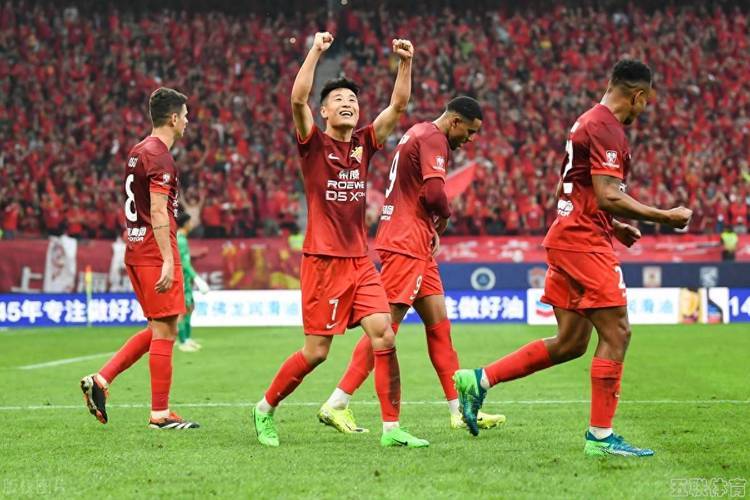 开云体育-赛地聚焦：亚冠关键时刻热度飙升，武汉三镇手感冰凉，震撼外界，高层口径保持一致的简单介绍