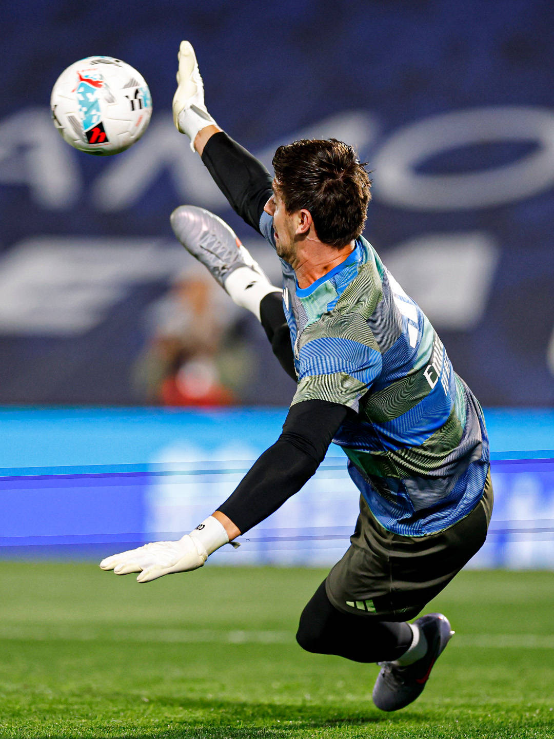 kaiyun体育app-转会期体能课后，皇家马德里复出首秀备战欧冠，目标明确，训练强度明显提升的简单介绍